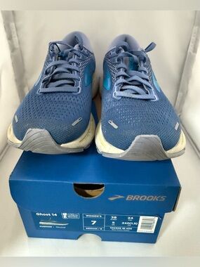 Brooks women's running sneakers Ghost 14 Size 7